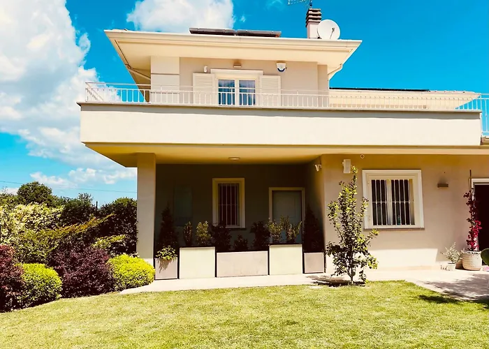 Appartamento In Villa